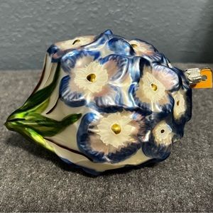 Smith & Hawken Retired Hydrangea Ornament